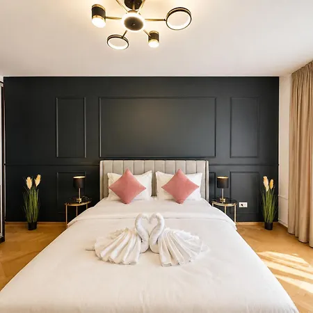Metropole Signature Apartment *